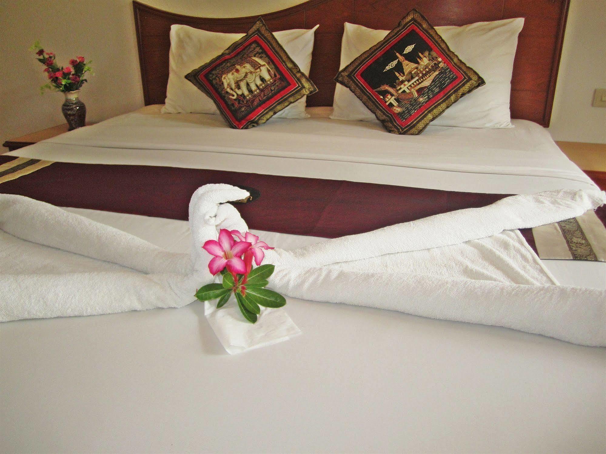 Lanta Ilmare Beach Resort Ko Lanta Exterior foto