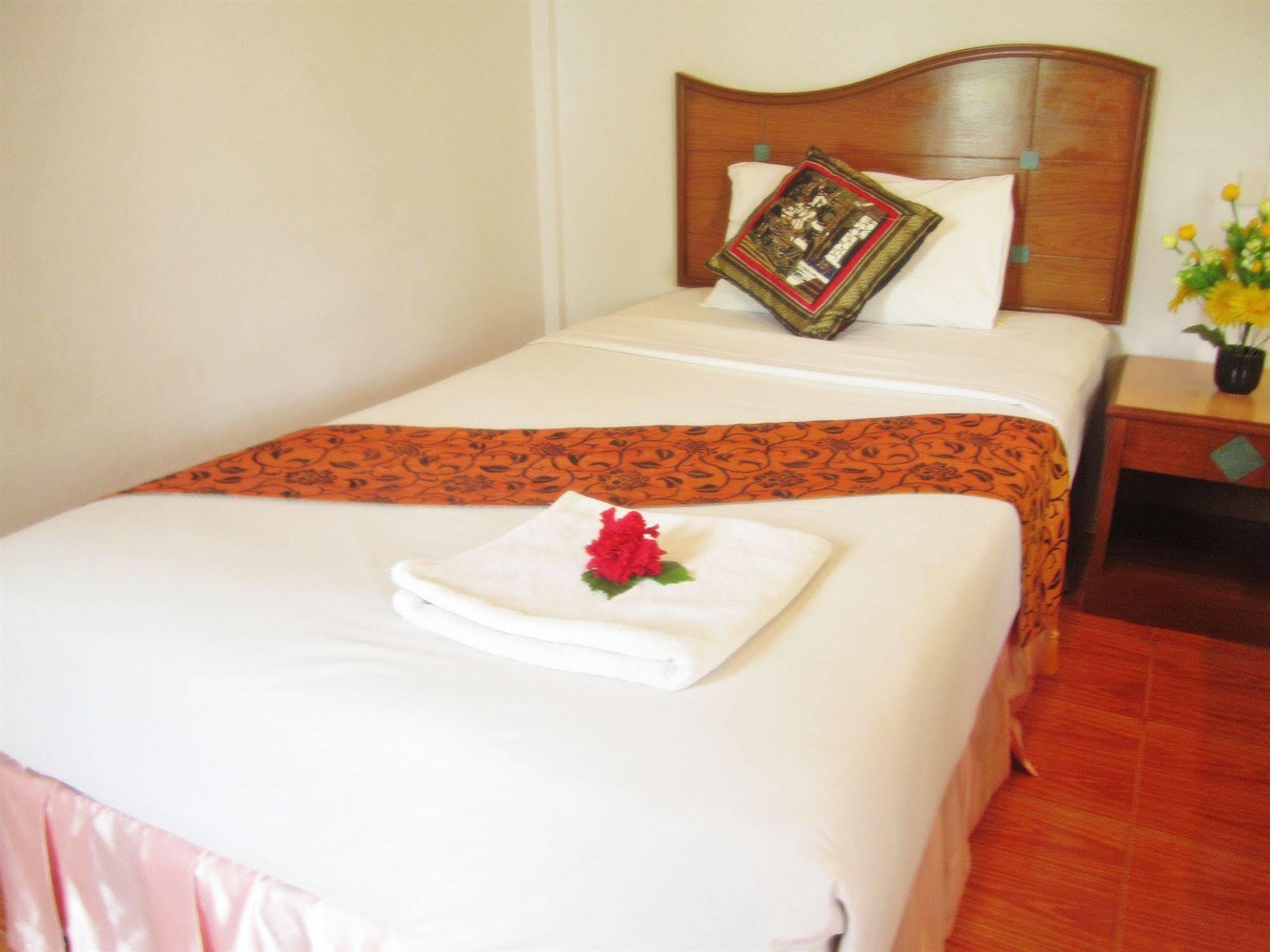 Lanta Ilmare Beach Resort Ko Lanta Exterior foto